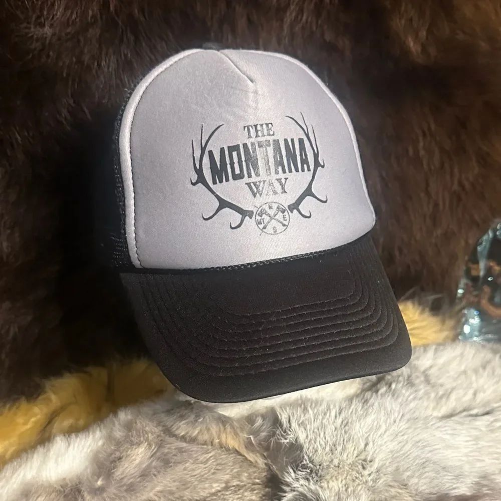 Black and Gray Trucker Hat OS (3537)